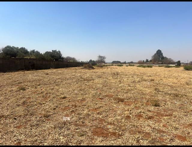 16,252M² VACANT LAND FOR SALE IN KOOKRUS